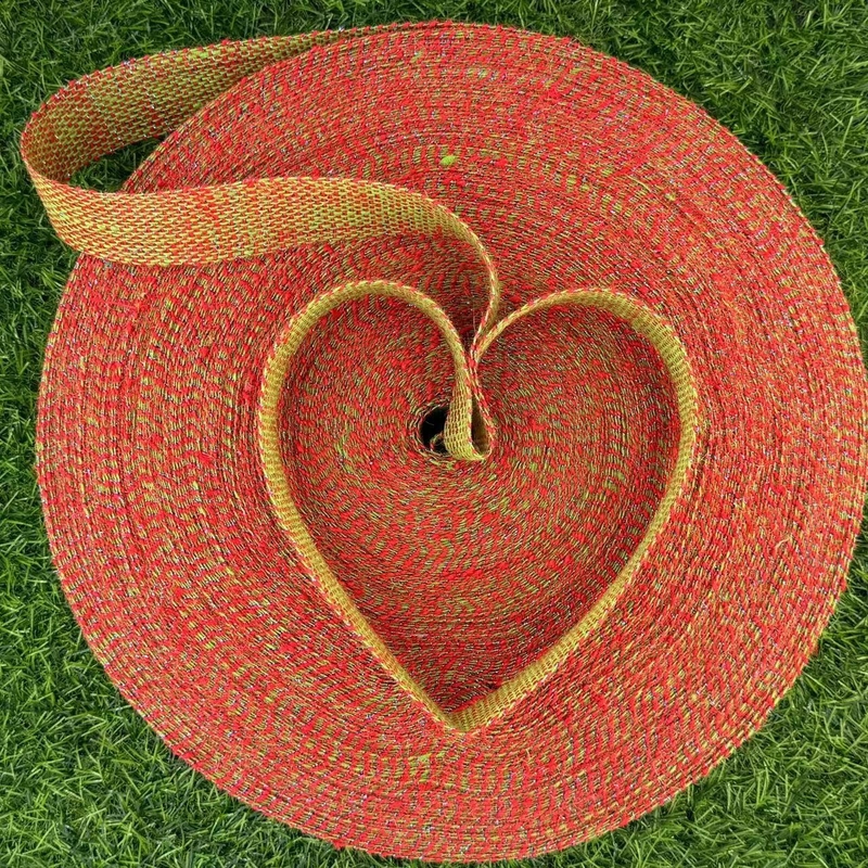 Decoración navideña cinta de oro de yute opción ecológica y sostenible para textiles para el hogar